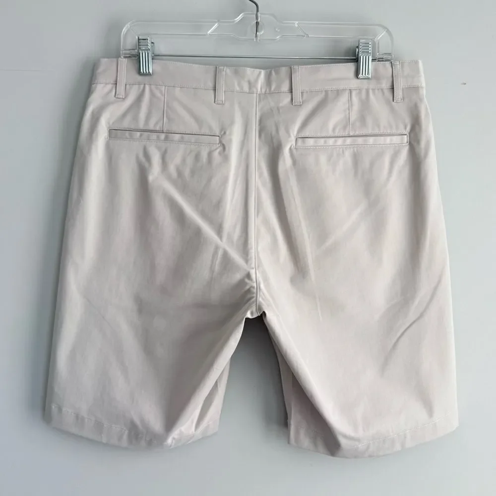 Theory Zaine Atlas Twill Shorts Men's 32 Light Beige Flat Front Performance